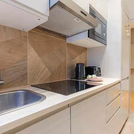 Elegant Climatise In Arc De Triomphe *